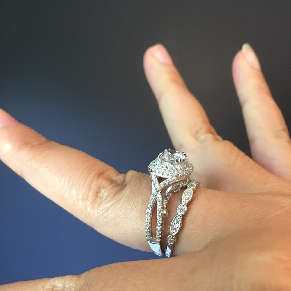 2pcs Solid Silver Engagement Ring Wedding Band Set - Picture 5 of 5